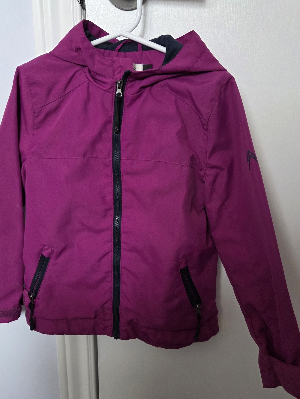 Kids Windproof Hooded Jacket in Magenta